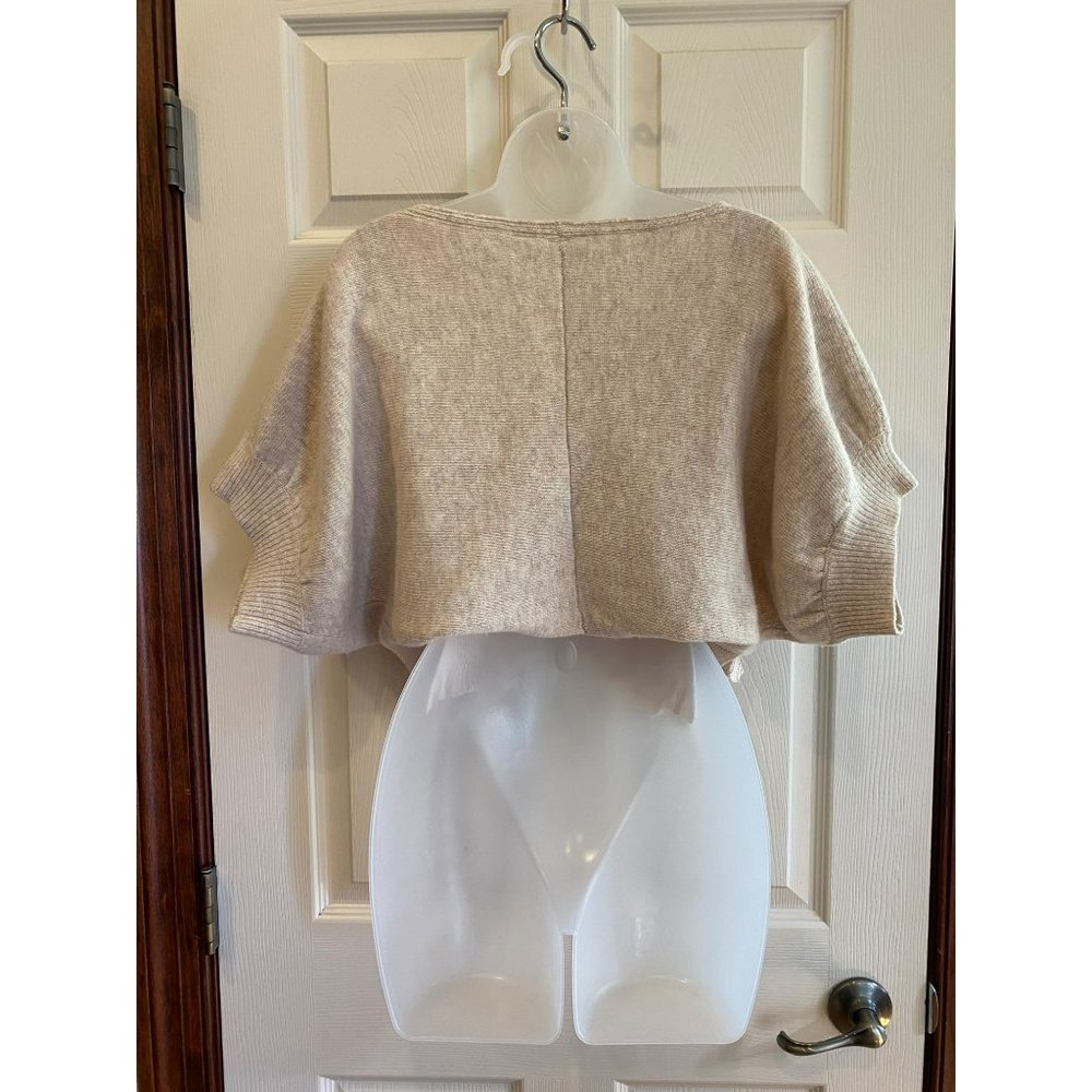 Moth Ladies Cropped Short Sleeve Ruffle Front Cardigan Size M/L - Picture 3 of 8